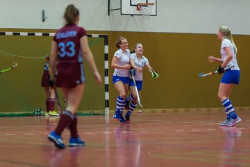 Bild 351 - B-Juniorinnen Bahrenfeld